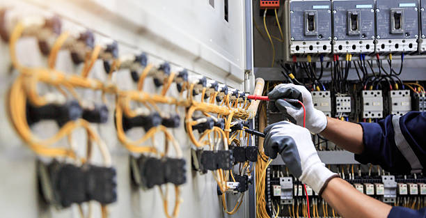 Professional Electrician technician working in Sherwood Manor, CT